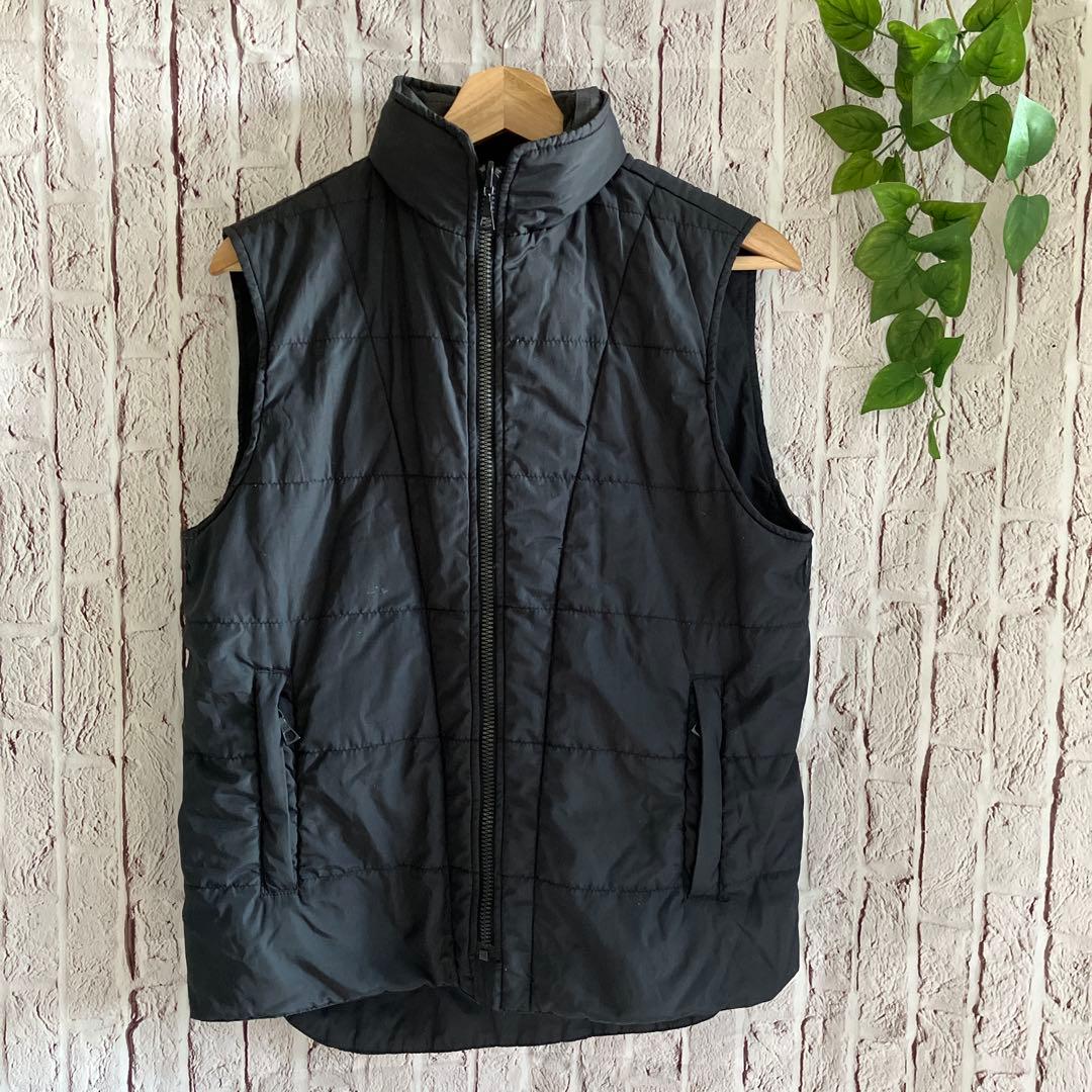 トミーヒルフィガー　中綿ベスト　Sサイズ　ブラック　軽量防寒　 Wジップアップ