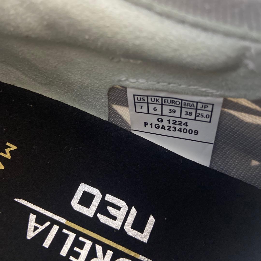 ミズノ モレリア ネオ 4 ベータ β 25cm 新品