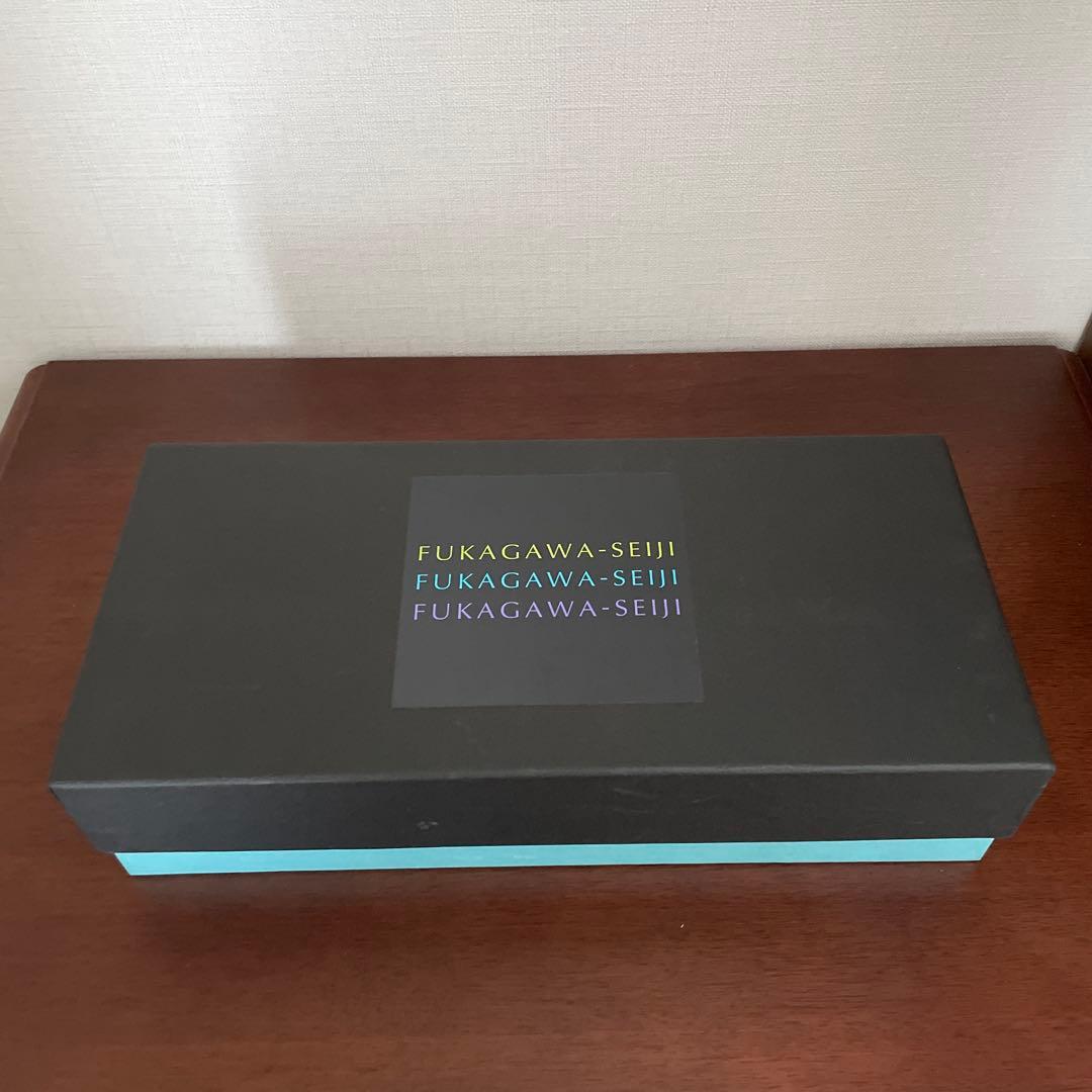 未使用　深川製磁　梅型銘々皿揃い　寿赤絵