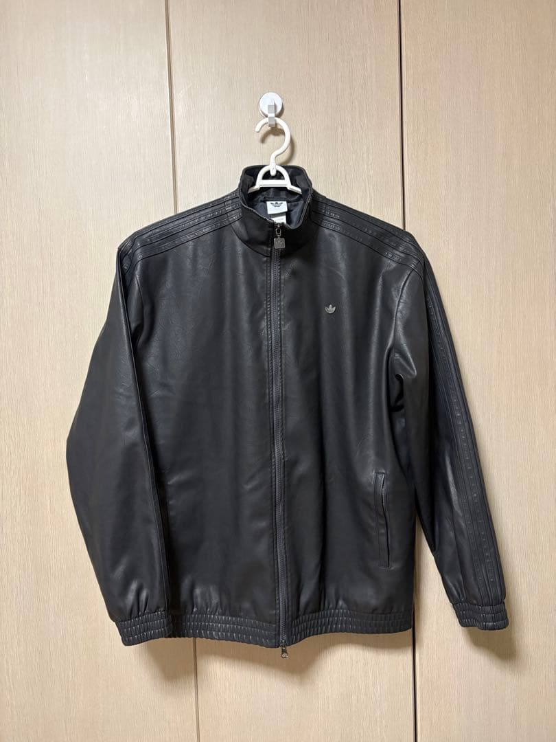 【adidas】レザージャケット