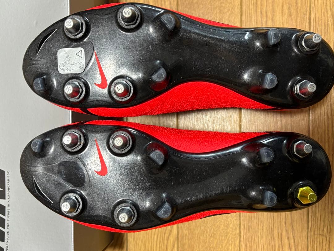 NIKE ファントムヴィジョン　取り替え式スパイク