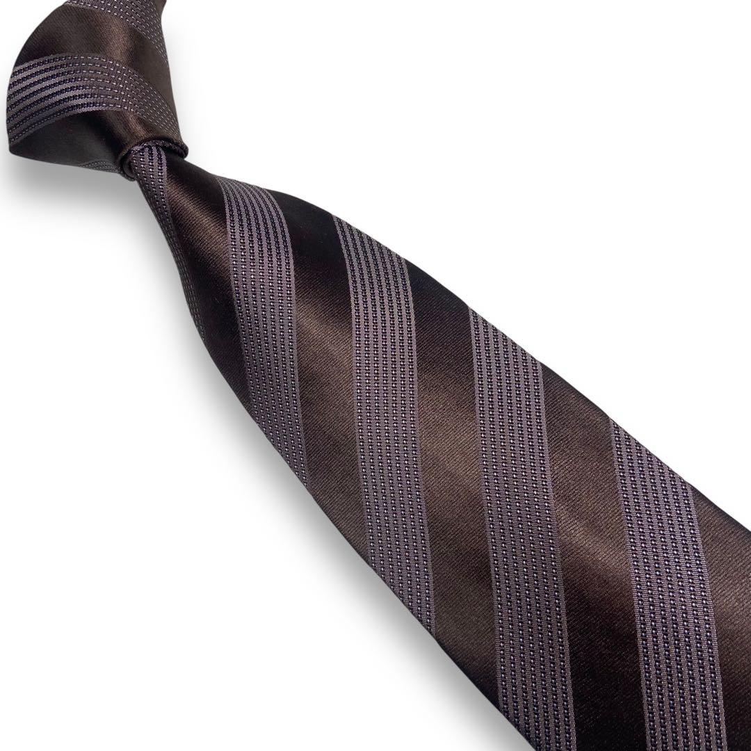 【美品】　ゼニア　ブランド　ネクタイ　ブラウン　レジメンタルストライプ　茶色　艶