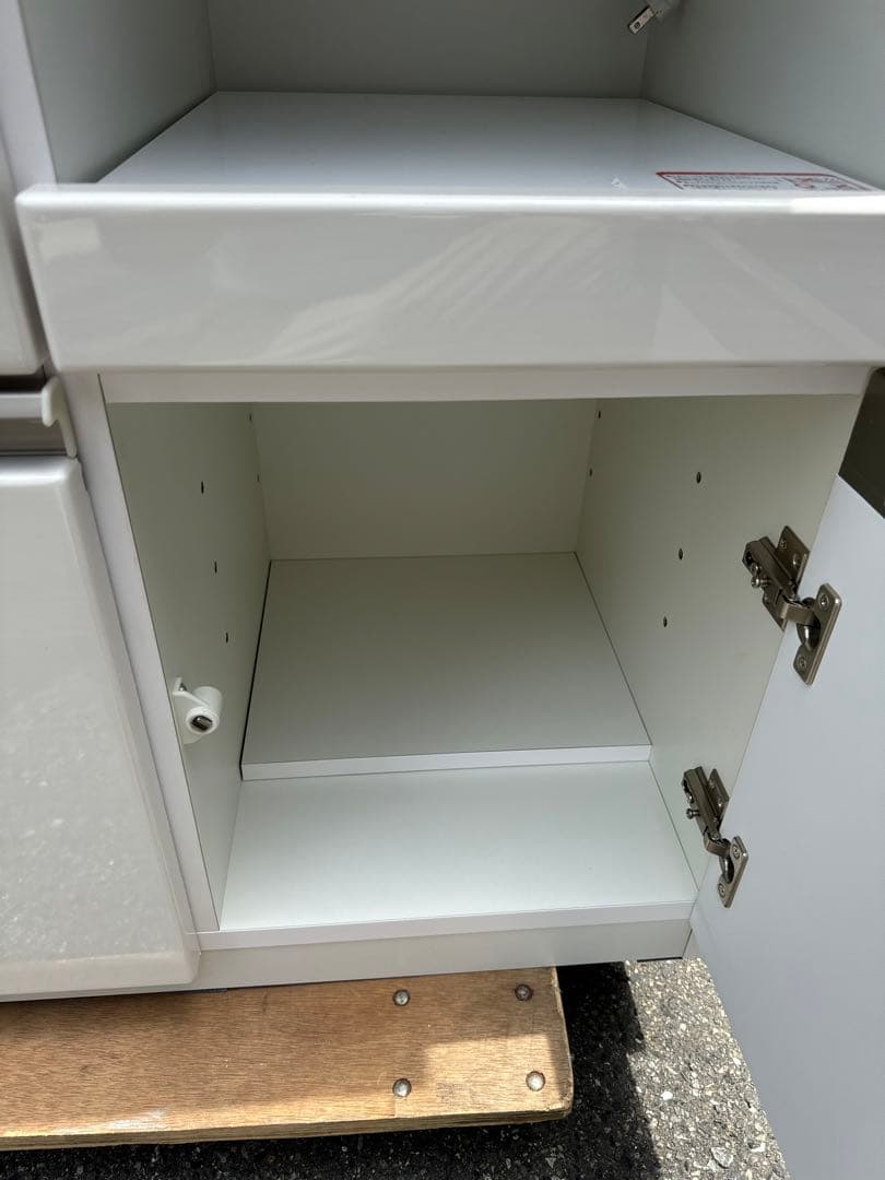 超美品 ニトリ食器棚アルミナ2／早い者勝ち！