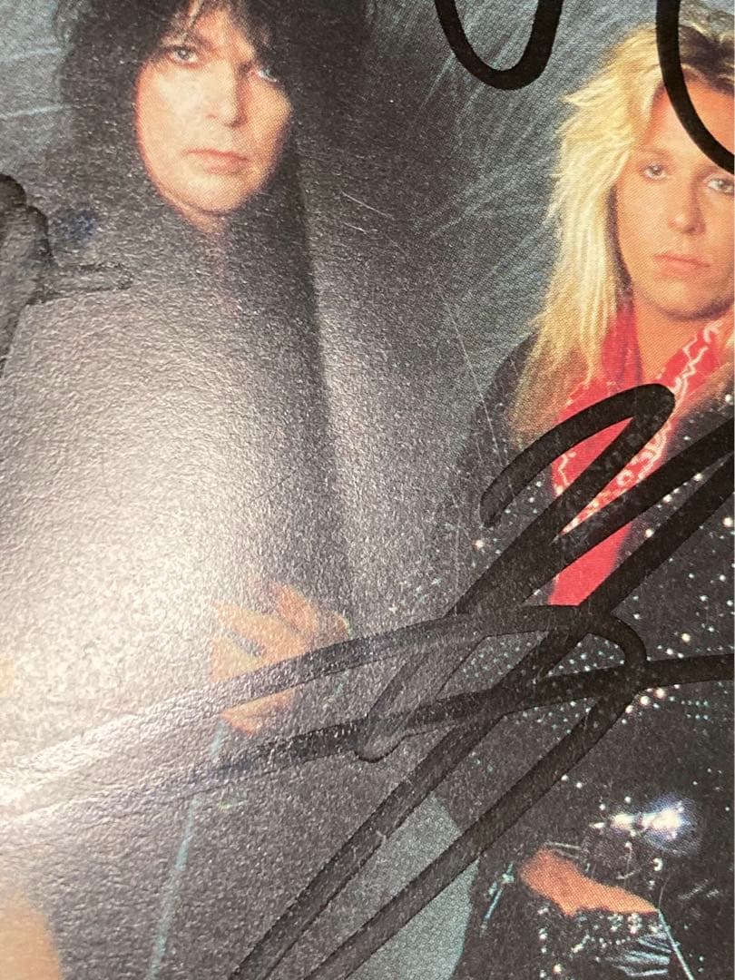 レアMötley Crüe サインCD モトリー クルー　motley crue