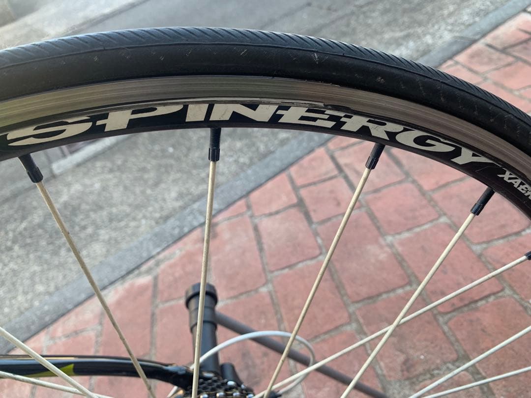 希少グラファイトデザイン　メテオランチ　ファーストカラーフルカーボン軽量