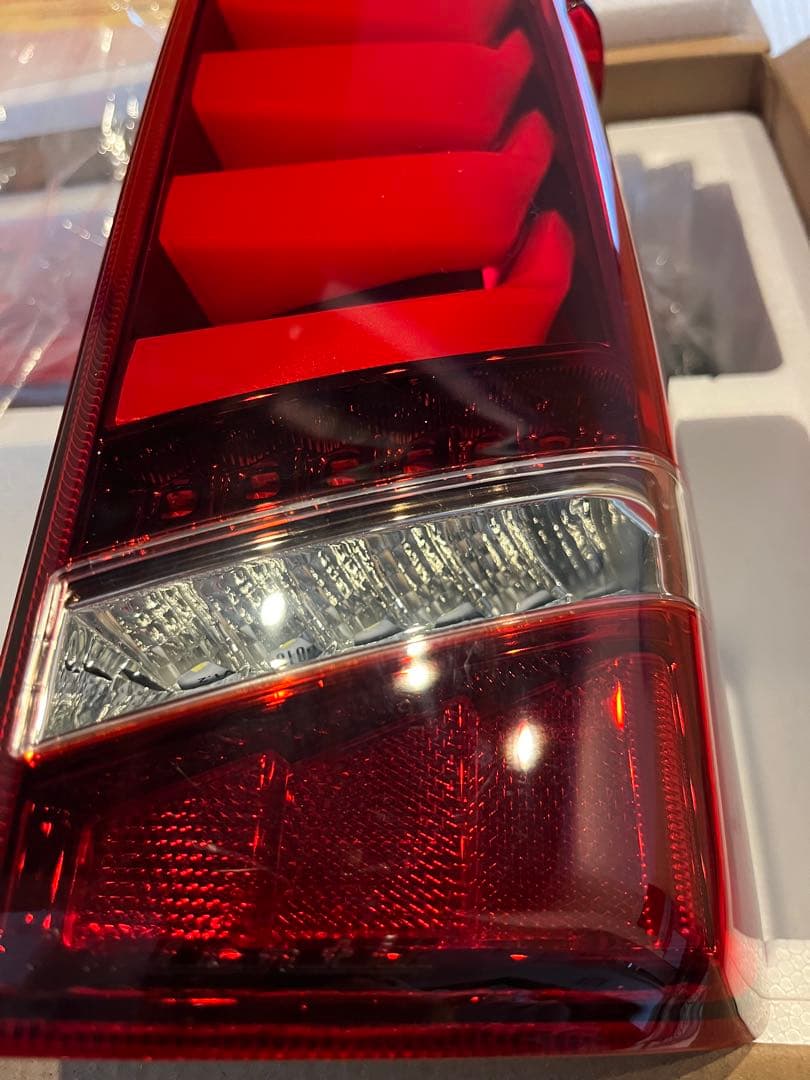 Valenti ULTRA sigma LEDテールランプ　レガンスモデル