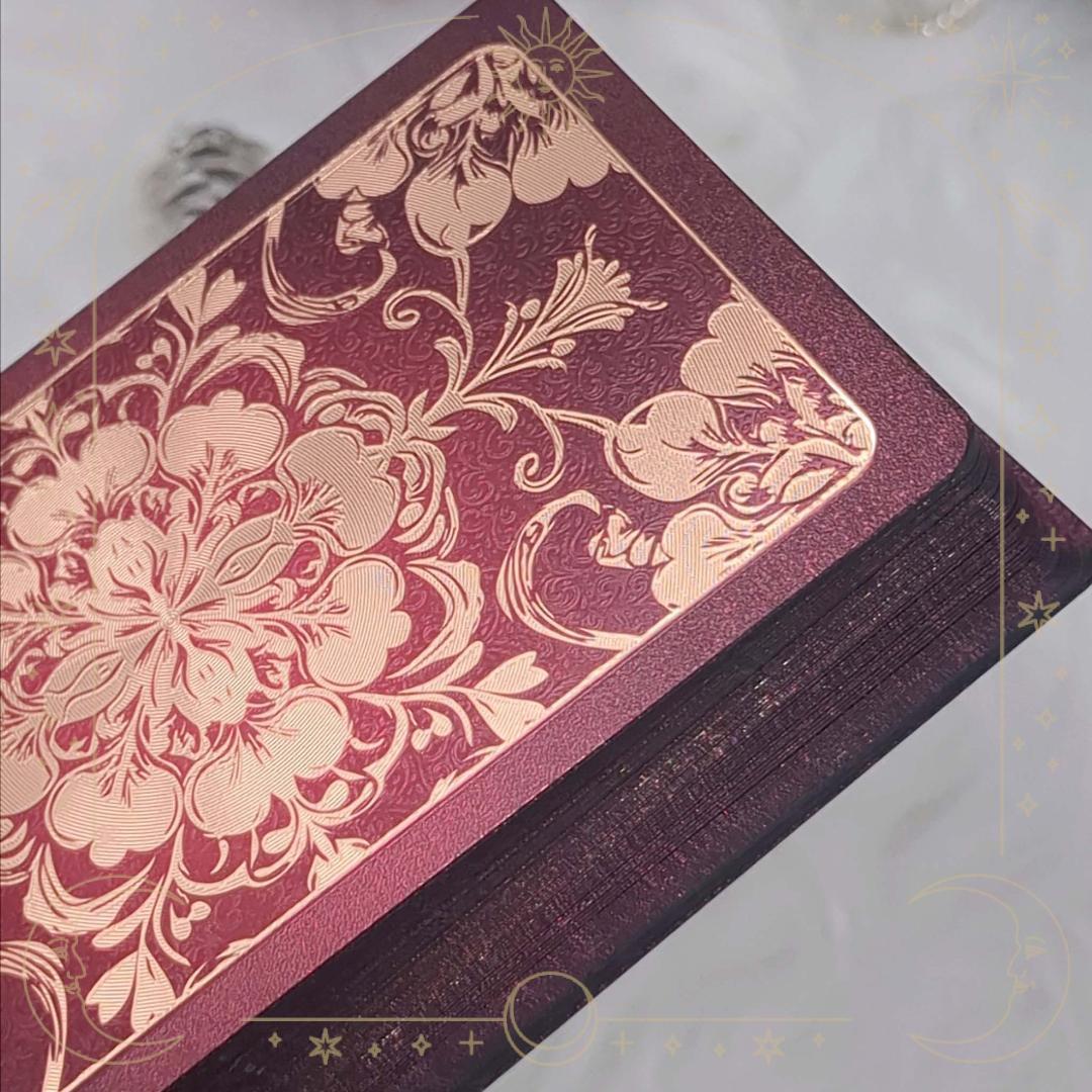 【PVCプラ製タロットカード】レア色✨エレガントなボルドー色 プラスチック製