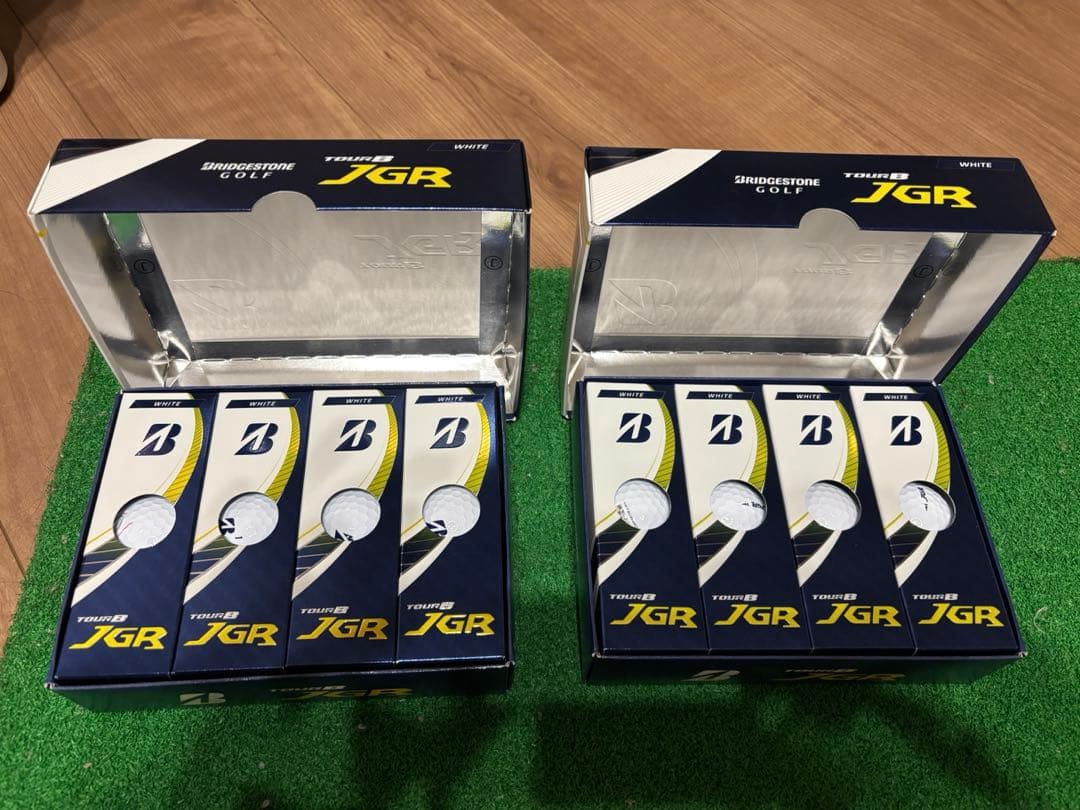 ブリヂストン　ツアーB JGR 2ダース　ホワイト