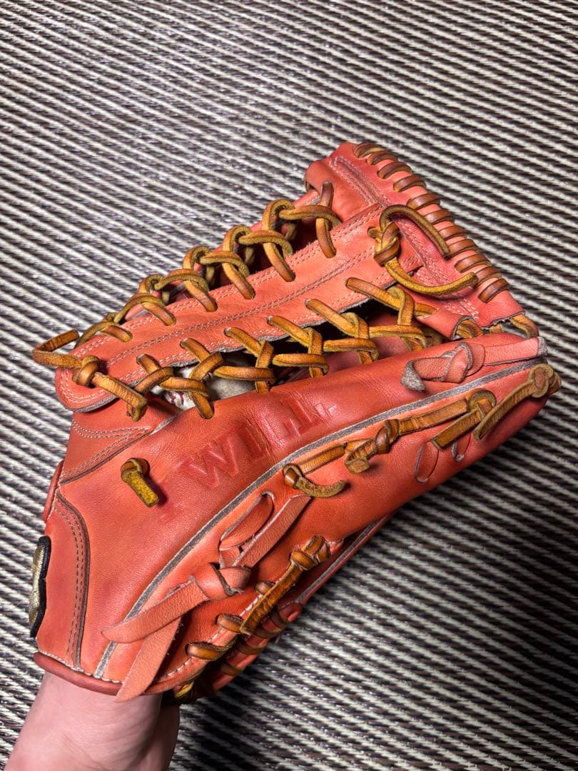 【美品・即戦力❗️】アンダーアーマー　 　一般硬式 外野用グローブ