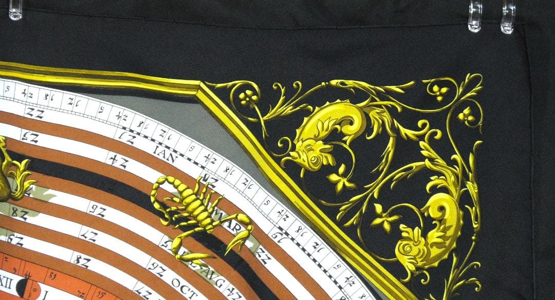 美品　HERMES エルメス　大判スカーフ　カレ90　 D508