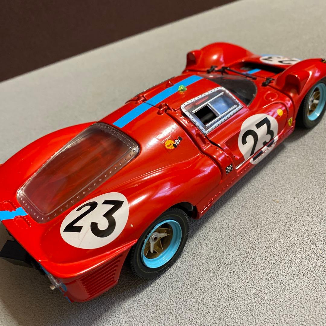 1/18 フェラーリ330p4