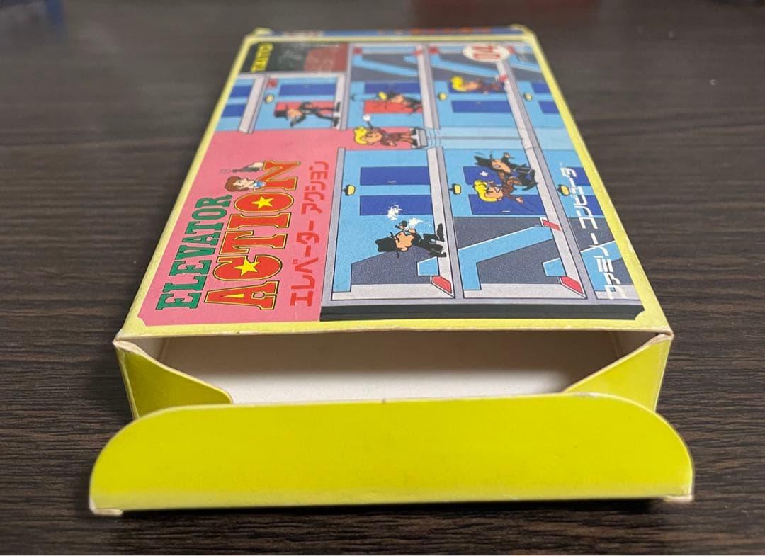 ファミコン　中古カセット　エレベーターアクション　箱　説明書付き