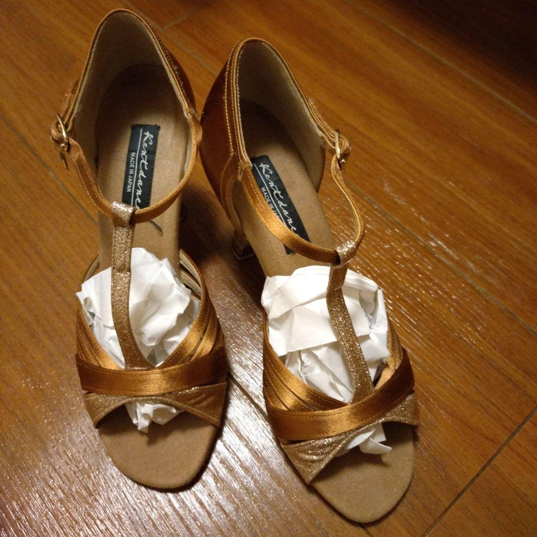 【極美品】社交ダンス　シューズ　サンダル　ラテン　ユリアモデル　競技ダンス
