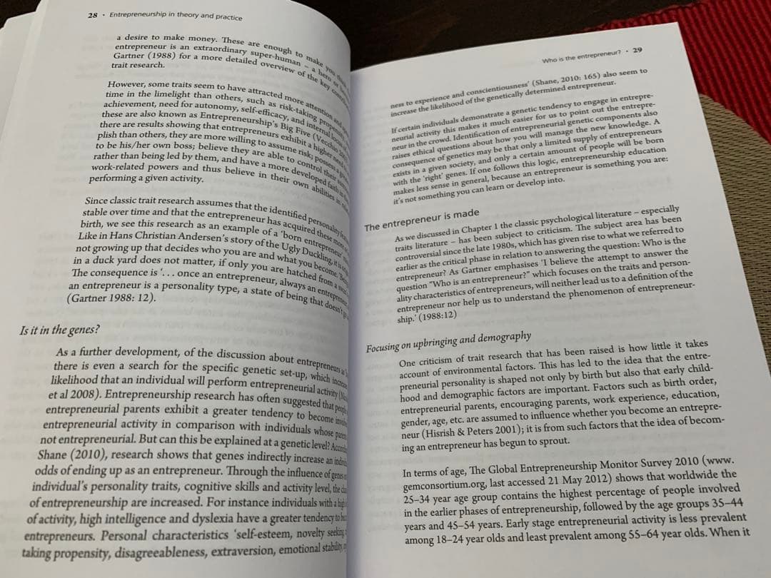 洋書 Entrepreneurship in Theory and Practice