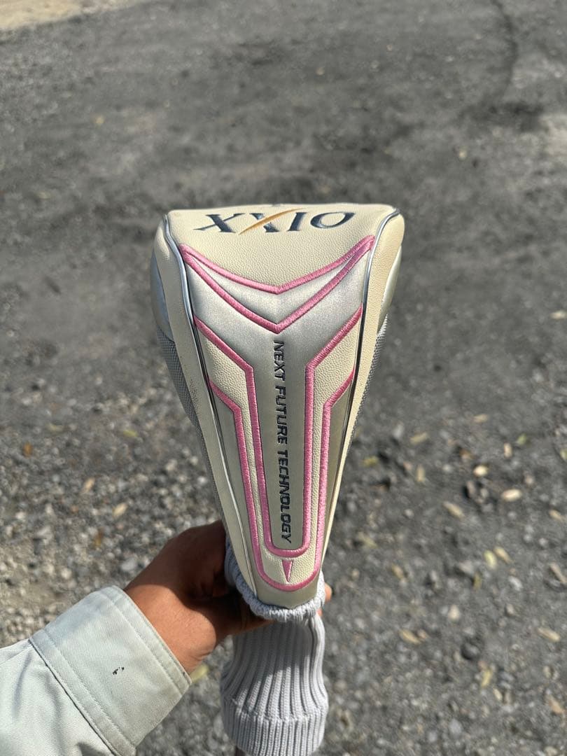 XXIO GGEI レディース ドライバー　カバー付き