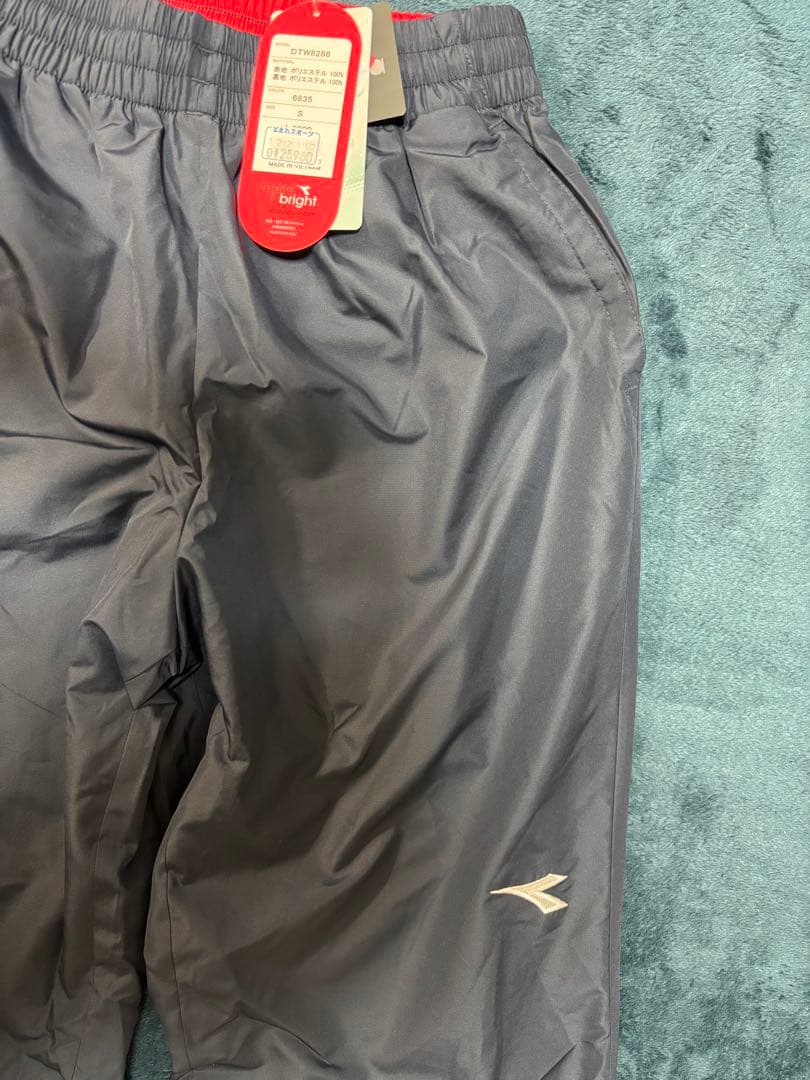 【新品タグ付】定価2.6万 ディアドラテニスウィンドブレーカー上下セット2WAY