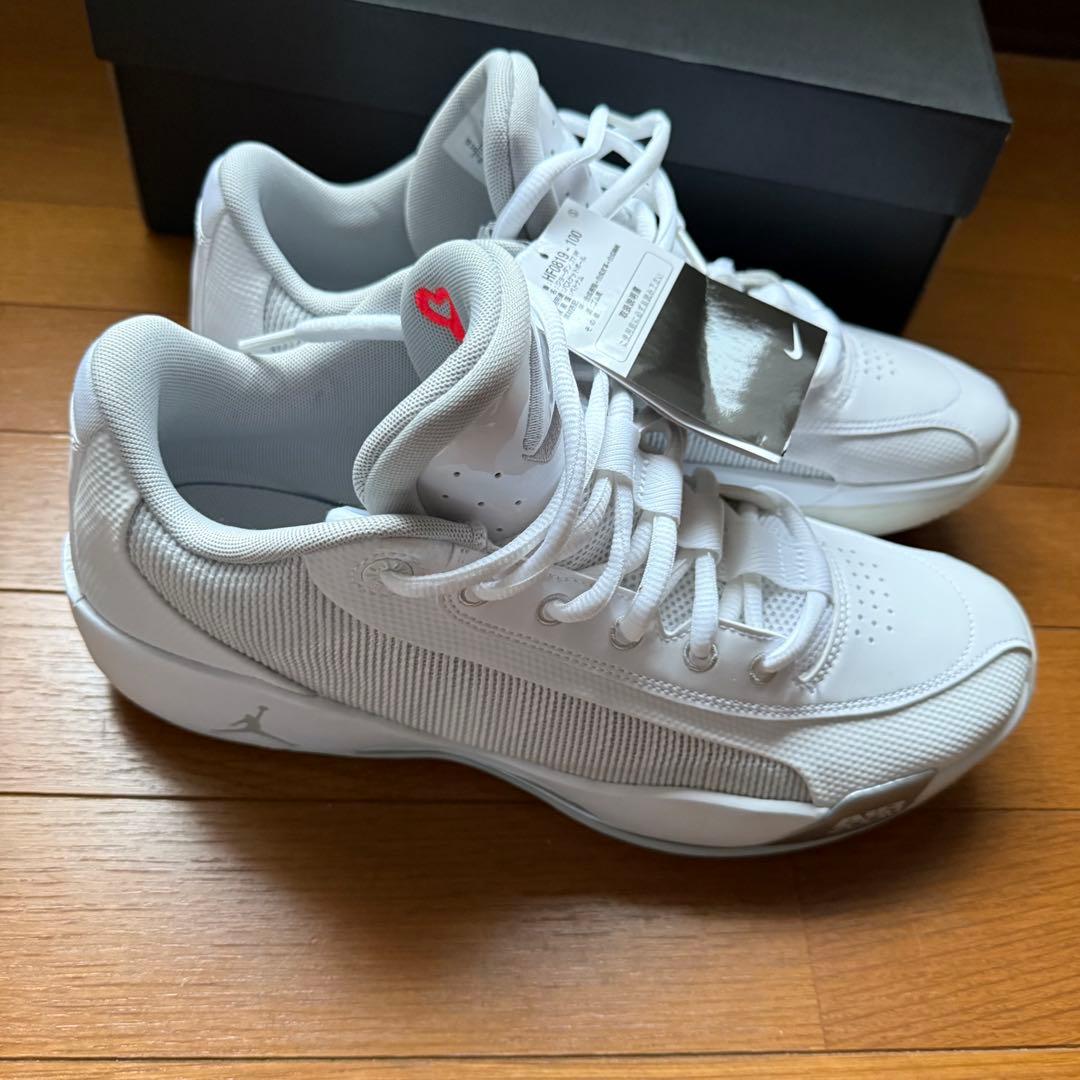 JORDAN LUKA .77 PF　ホワイト/グレー