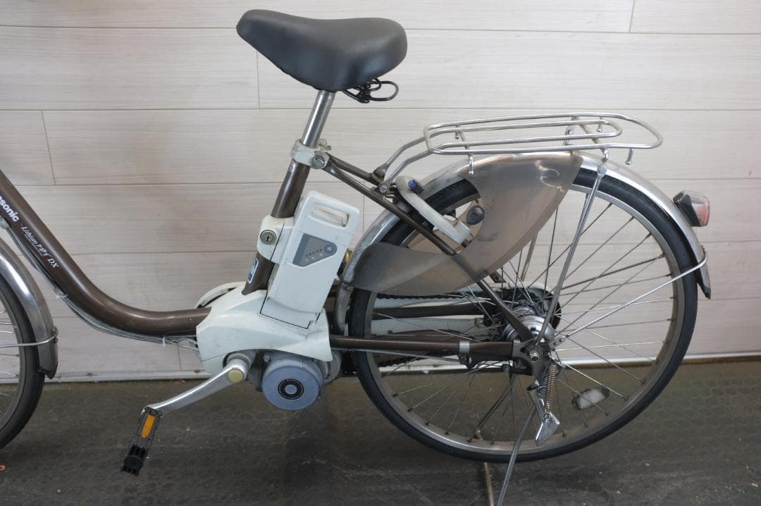 新基準　パナソニック　24インチ　3段　6.6Ah(5点灯）充電器あり