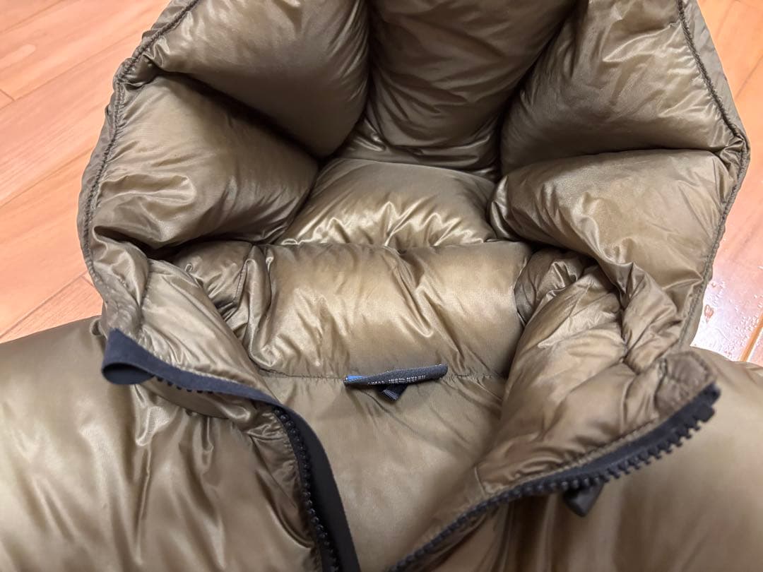 FEATHERED FRIENDS ヘリオスフーディー　美品