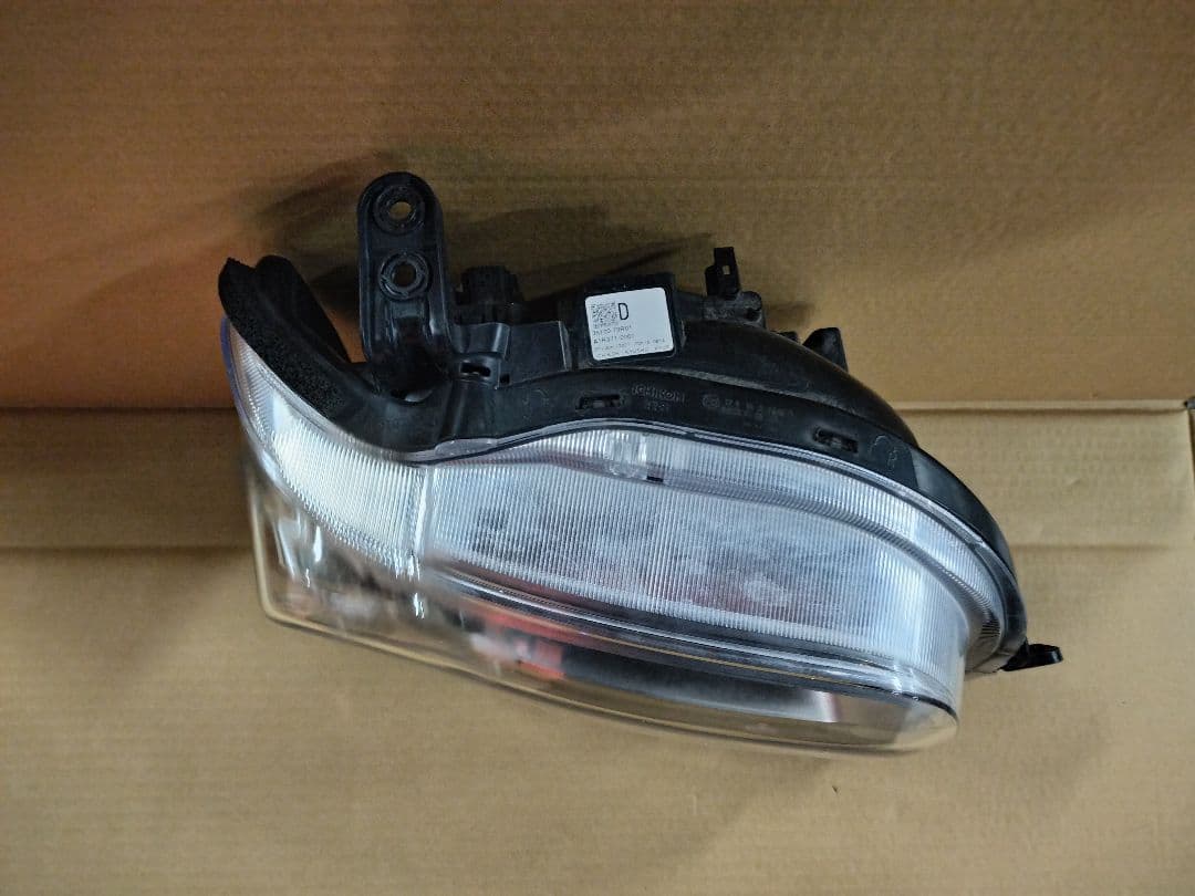 スペーシア MK53S 右ヘッドライト ハロゲン ヘッドランプ