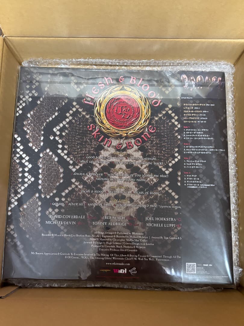 ホワイトスネイク フレッシュ・アンド・ブラッド CD・サイン入りポストカード付き