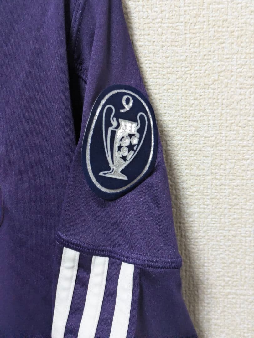 レアルマドリード 2010-11 3rdユニフォーム No.23 エジル