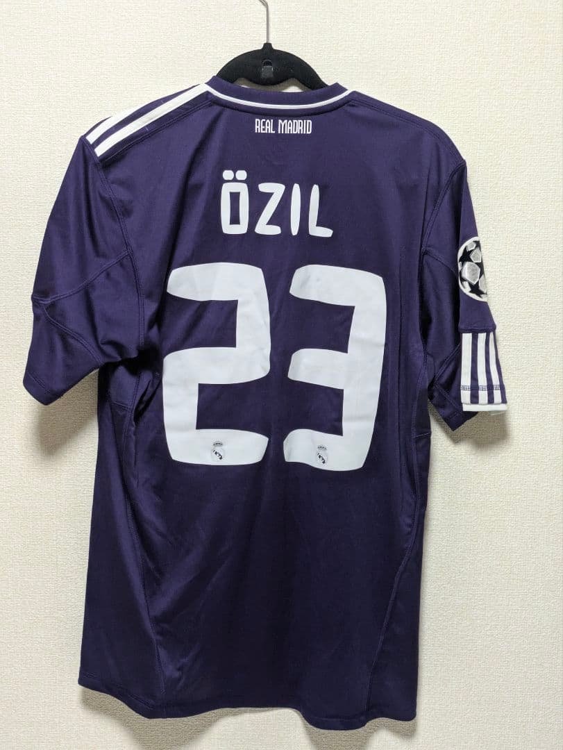 レアルマドリード 2010-11 3rdユニフォーム No.23 エジル