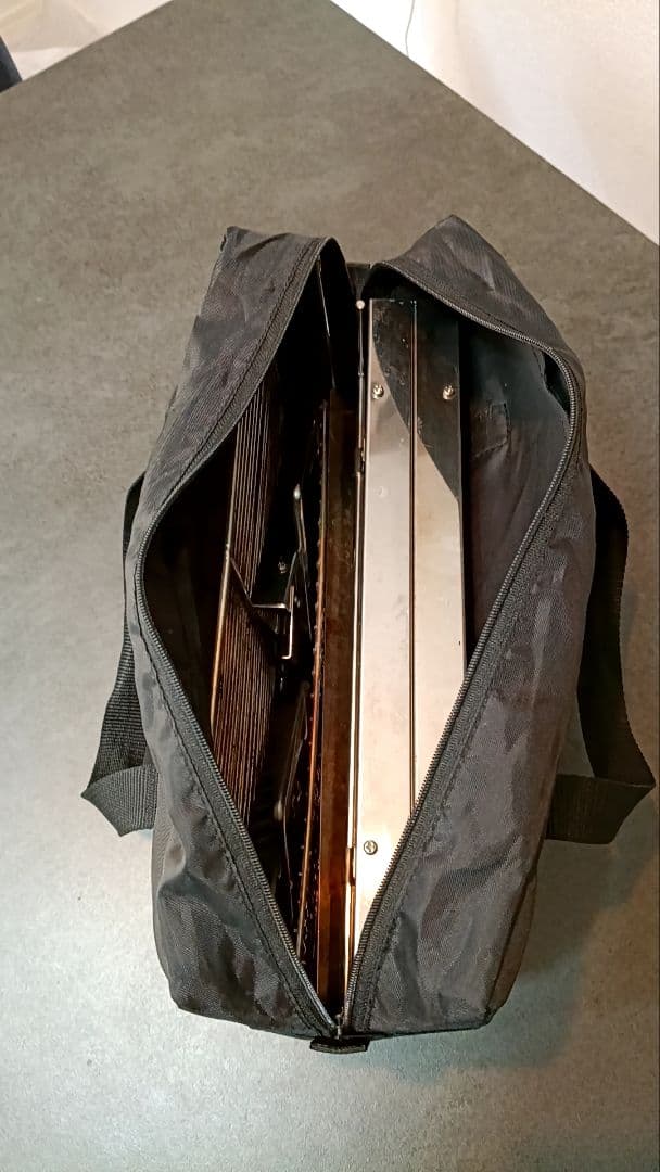 コンパクトな卓上バーベキューグリル ユニセラTG-Ⅲ