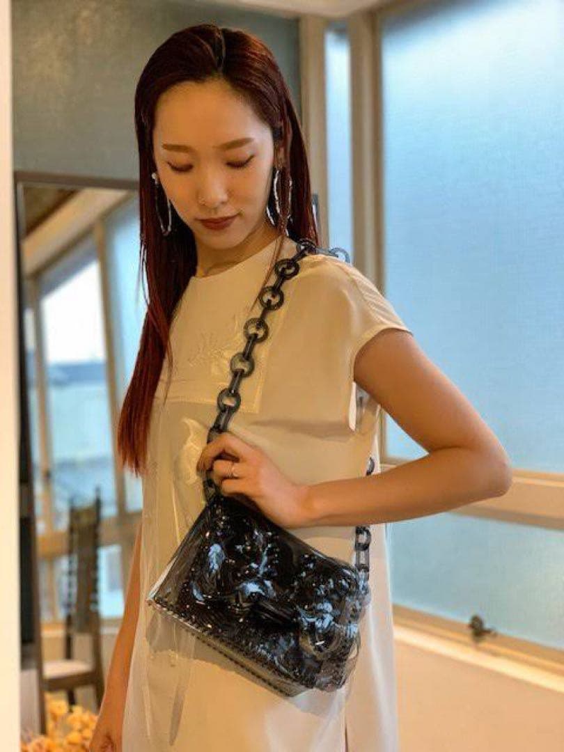 Mame Kurogouchi PVCチェーン ショルダー バッグ