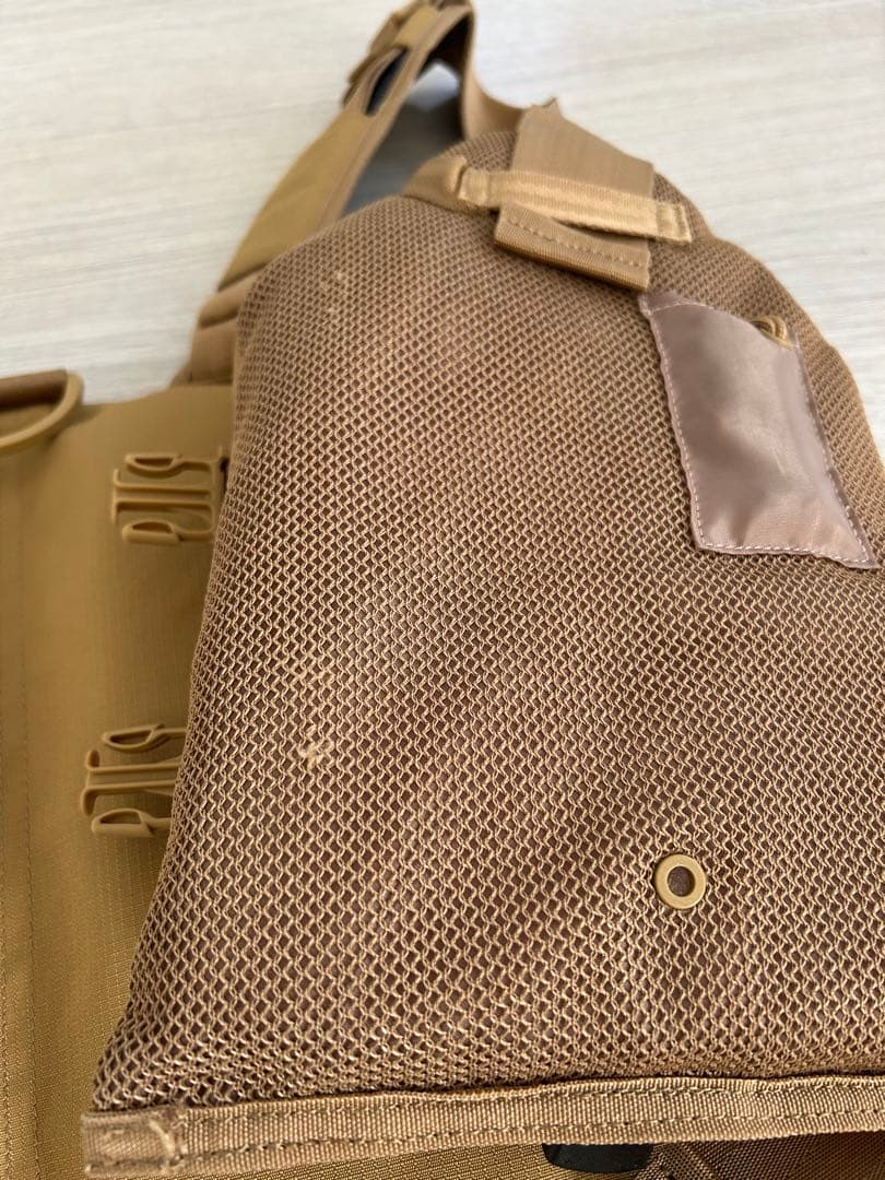 Daiwa フローティングベスト