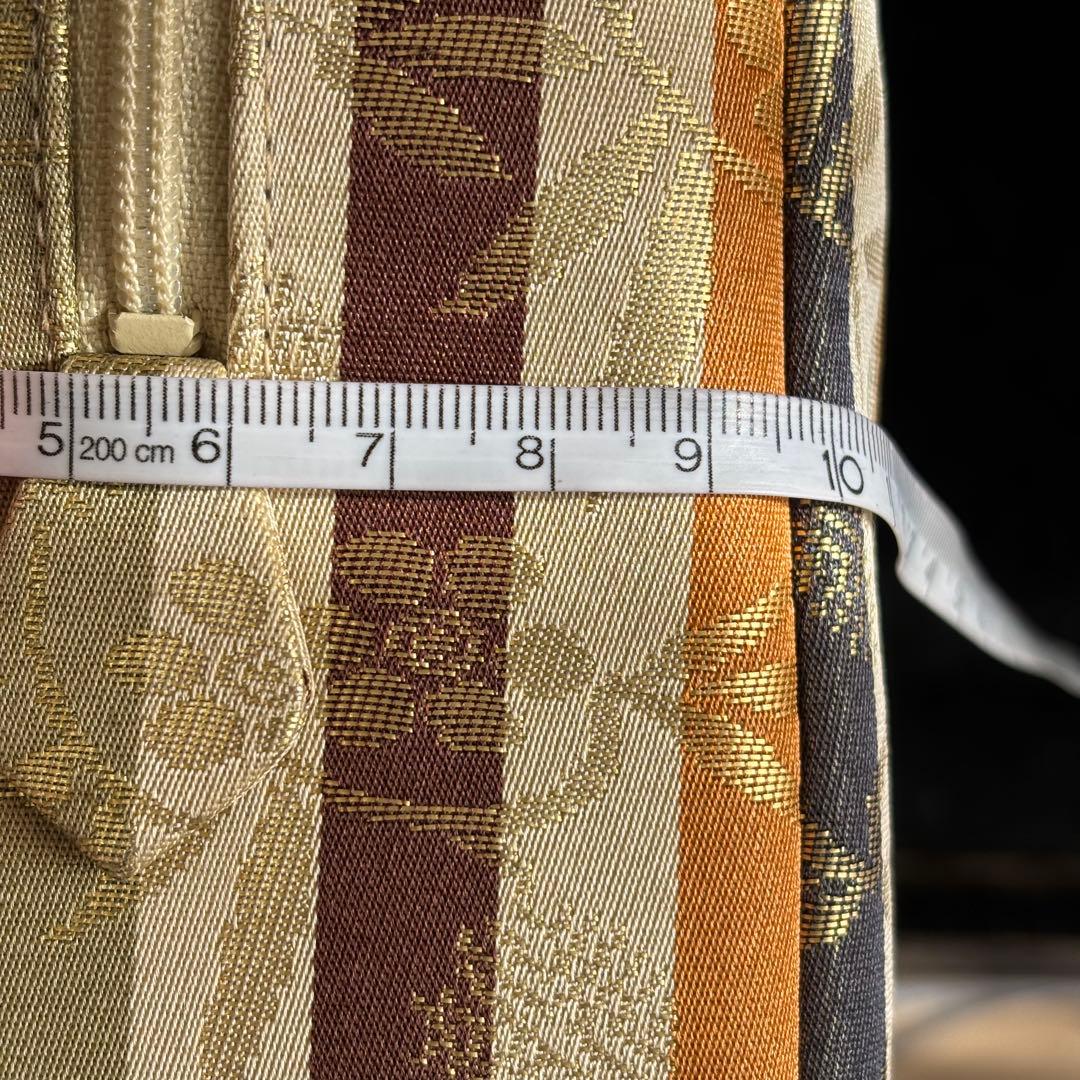 超美品　和装バッグ　利休バック　着物　訪問着　正絹帯地　薄黄　ストライプ　金