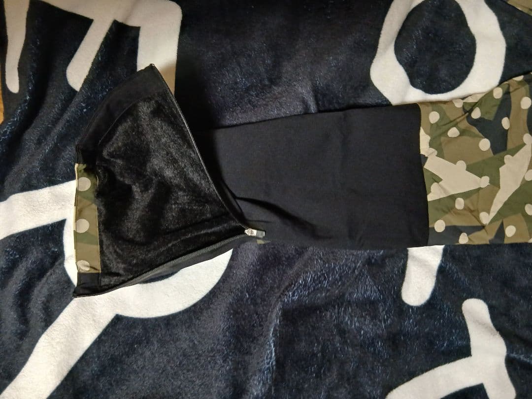 PEARLY GATES 迷彩ドットパンツサイズ4