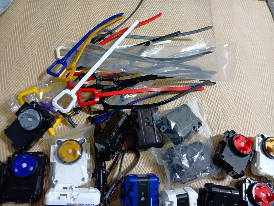 ベイブレードx　ランチャー　ストリングランチャー　サムライカリバー