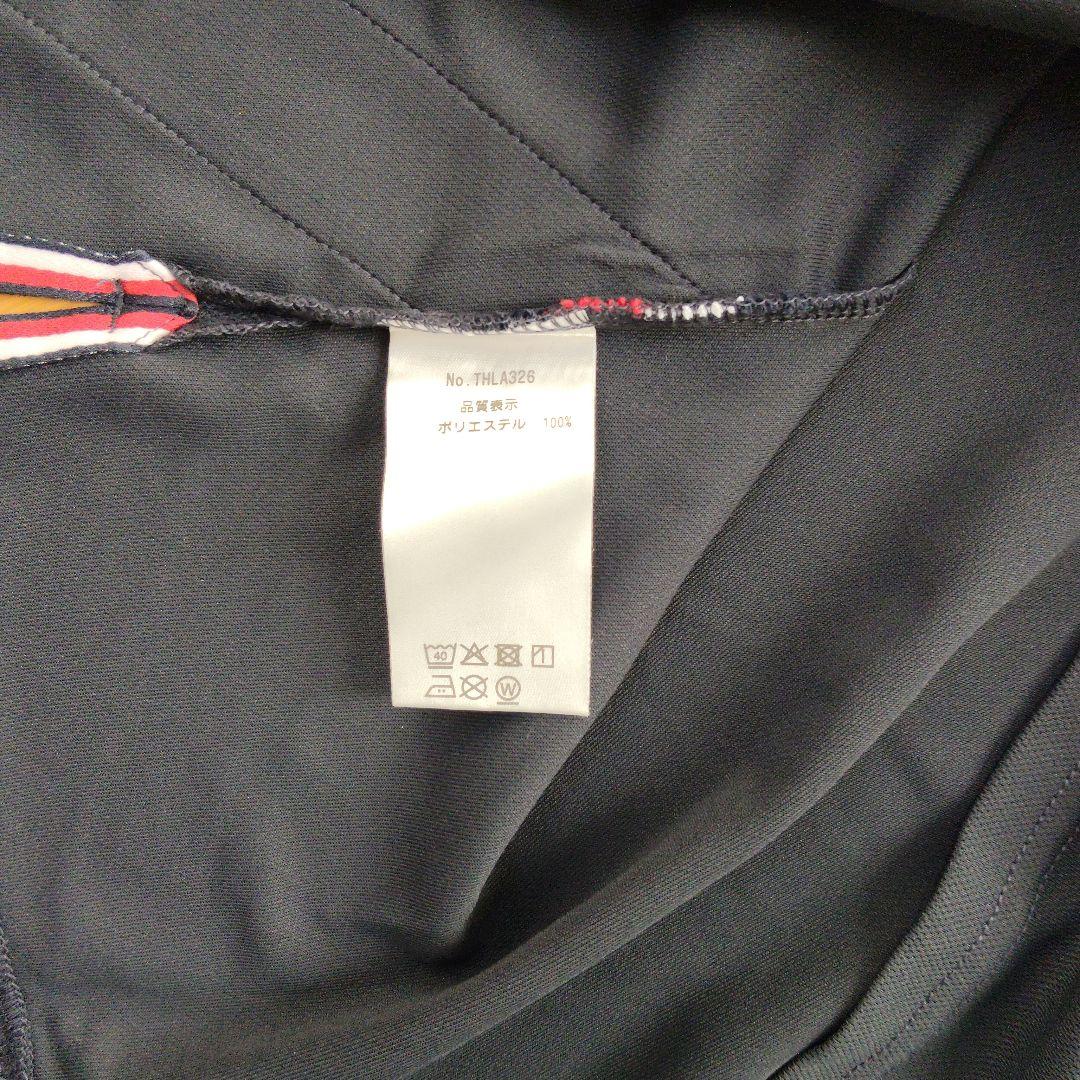   紺色シャツと白スカートセット