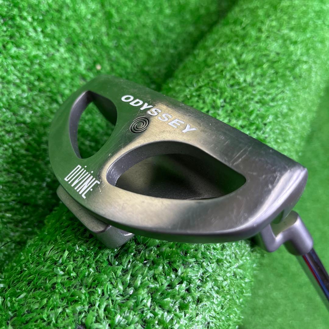 PPT-698 ODYSSEY DiViNE レディースパター カバー付き