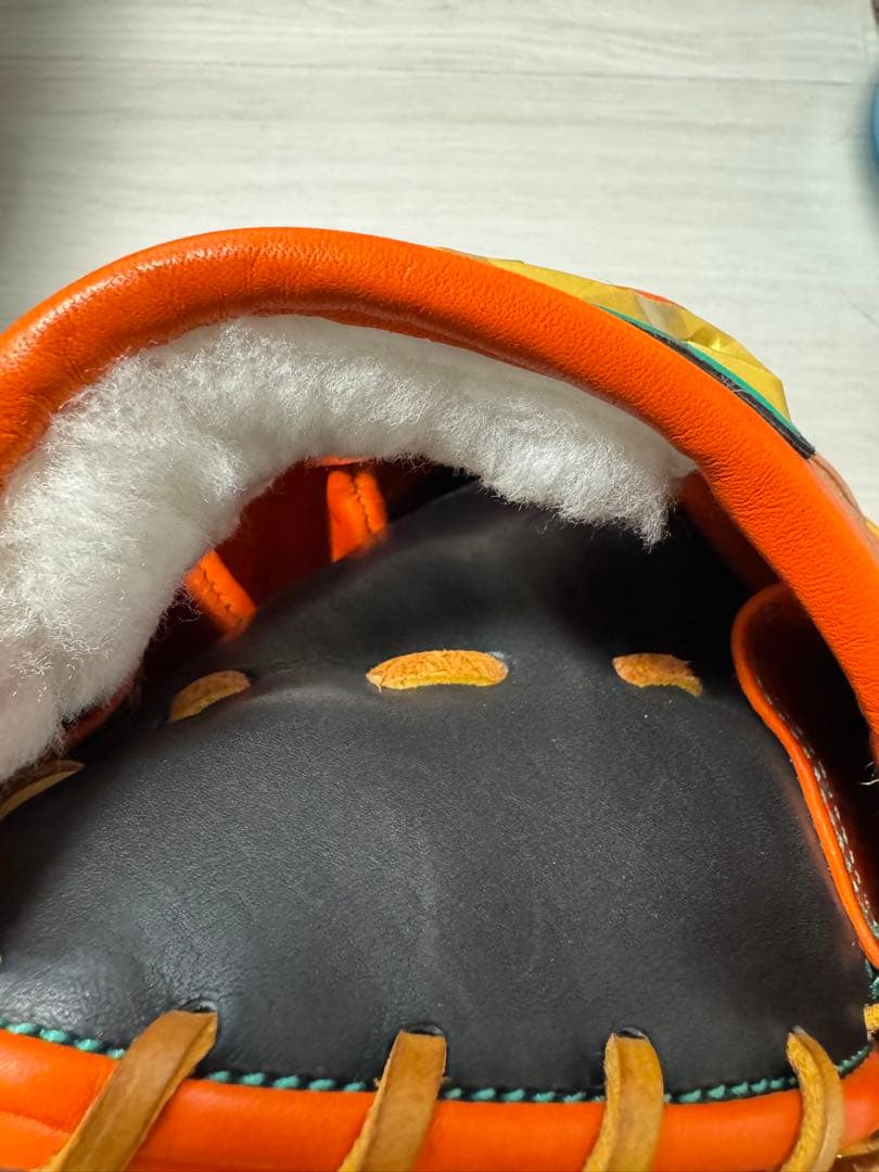 【新品】ハタケヤマ　ファーストミット　V-F1tr