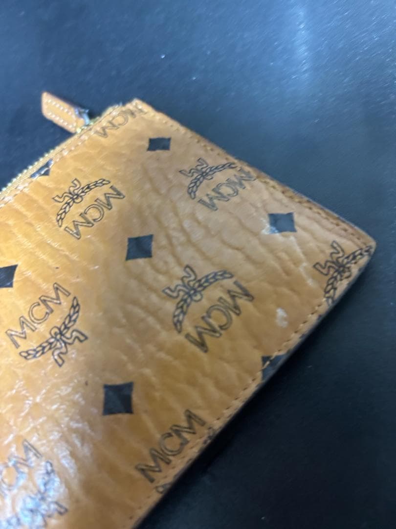 MCM ミニキーポーチMYZ8SVI06CO001