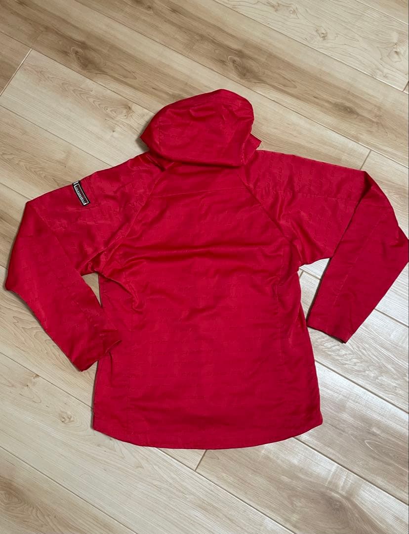 マークアンドロナ　Ｌサイズ MARK & LONA レッド フード付きジャケット