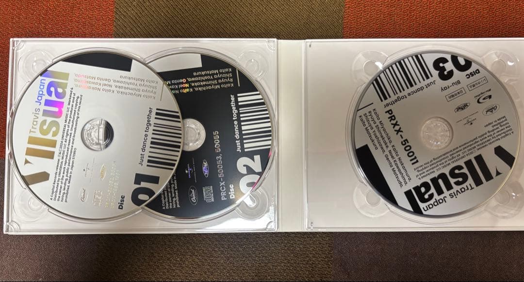 VIIsual FC限定盤Road to Authenticity 初回盤