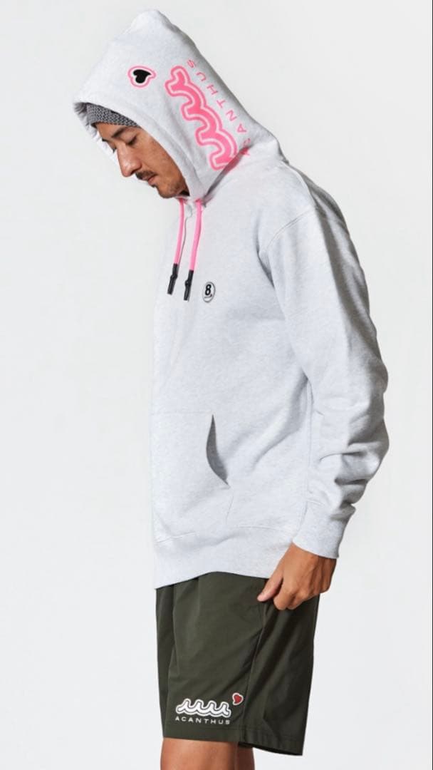 muta × ACANTHUS パーカー