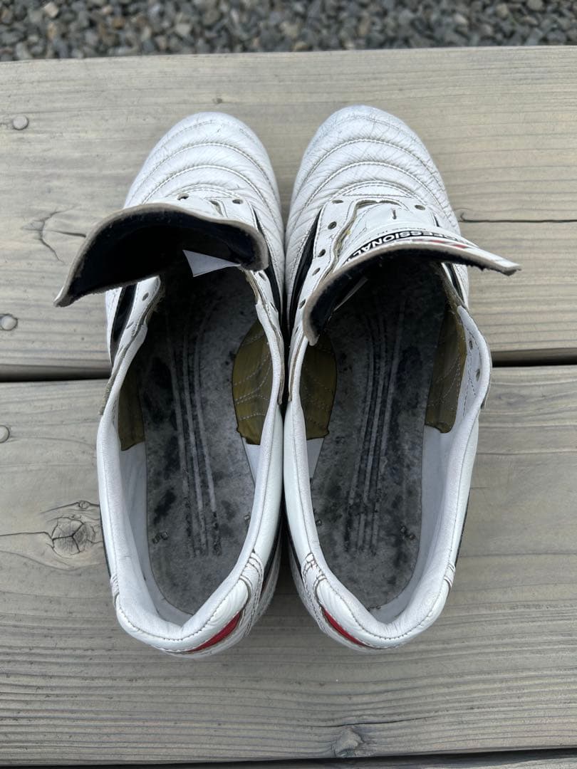 MIZUNOモレリア2Japanスパイク　25.0