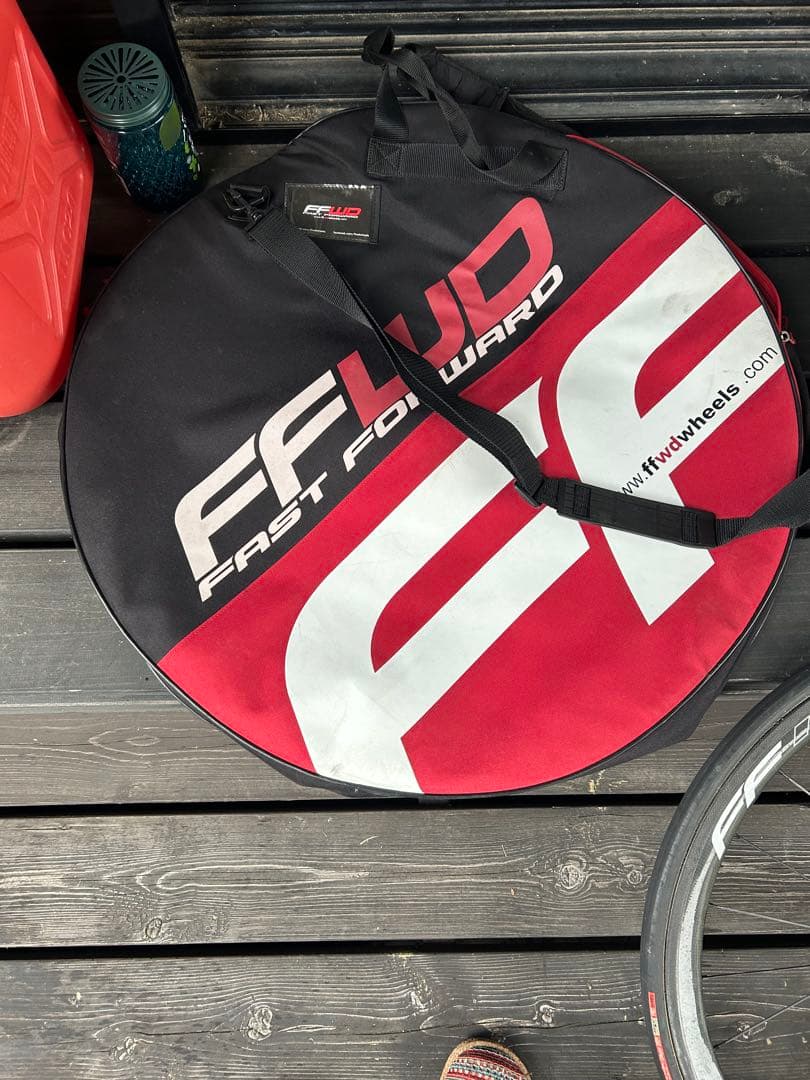 <りょー> FFWD F6R DT240sハブシマノフリーのむラボチューン