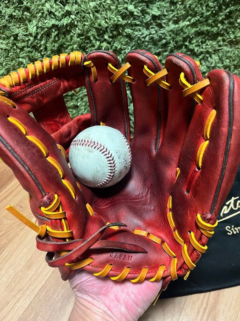 ふ*ん様 ウィルソンスタッフ デュアル 硬式内野手用86型 Eオレンジ 坂本選手