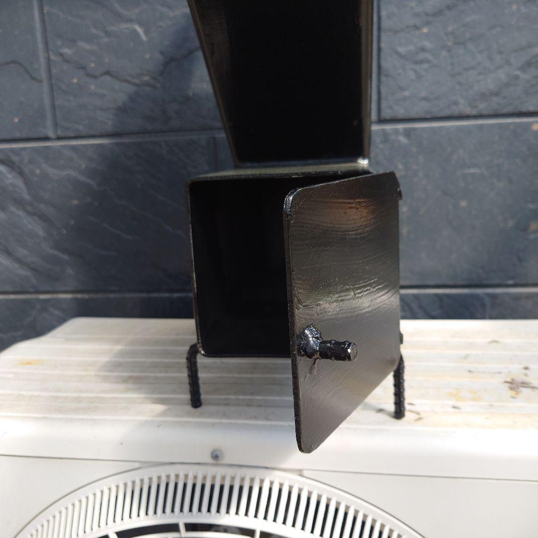 コンパクト金属製薪ストーブ