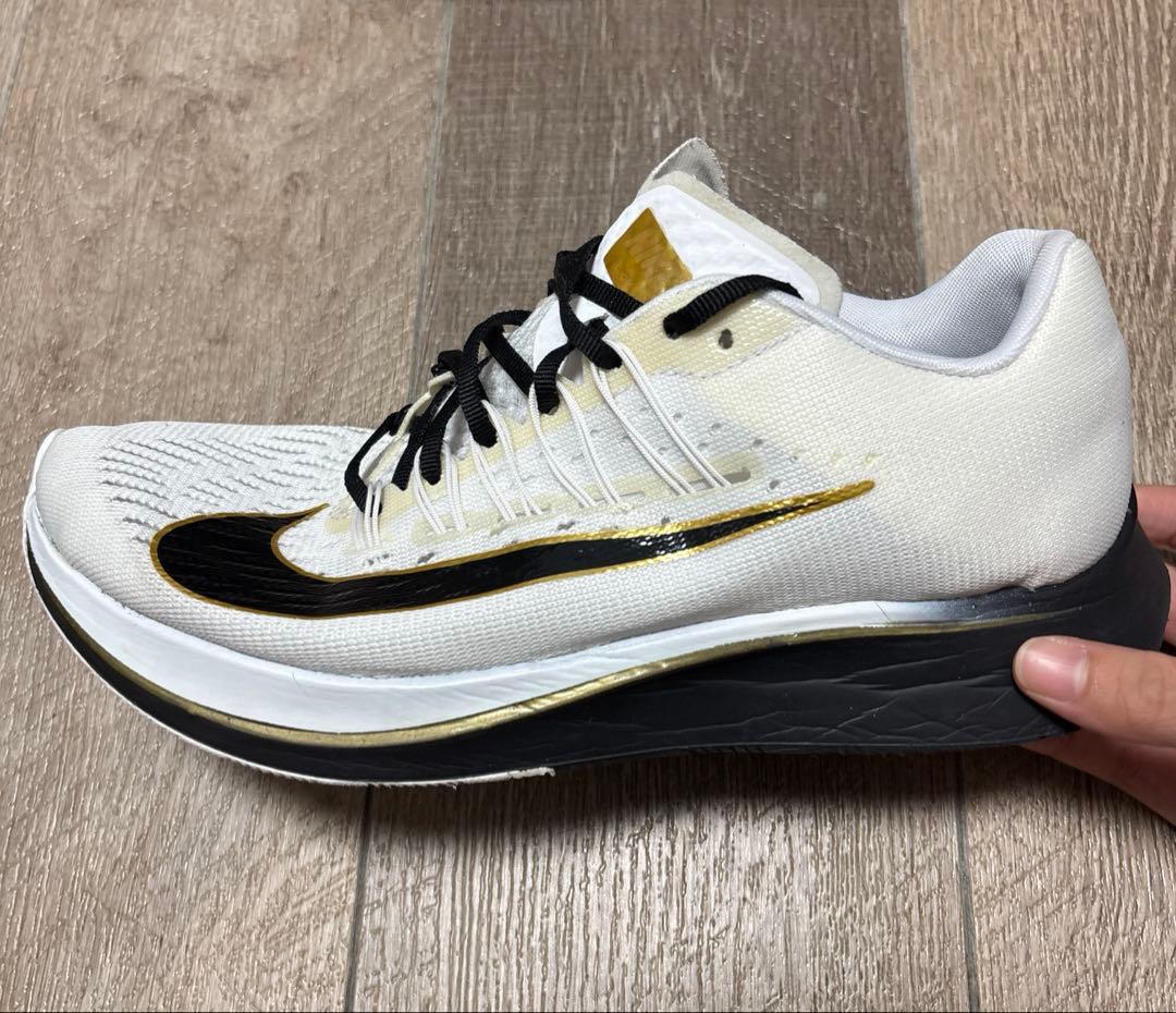 ナイキ ズームフライ 25.0cm 初代 ミスマッチ 値下げ⭕️