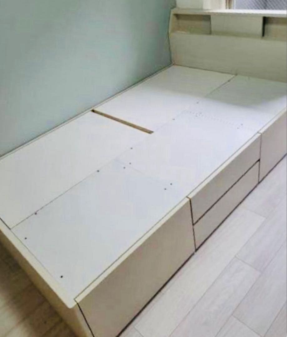 ニトリ　シングルサイズ　ベッドフレーム　アザン　ライト·照明付き　大容量収納