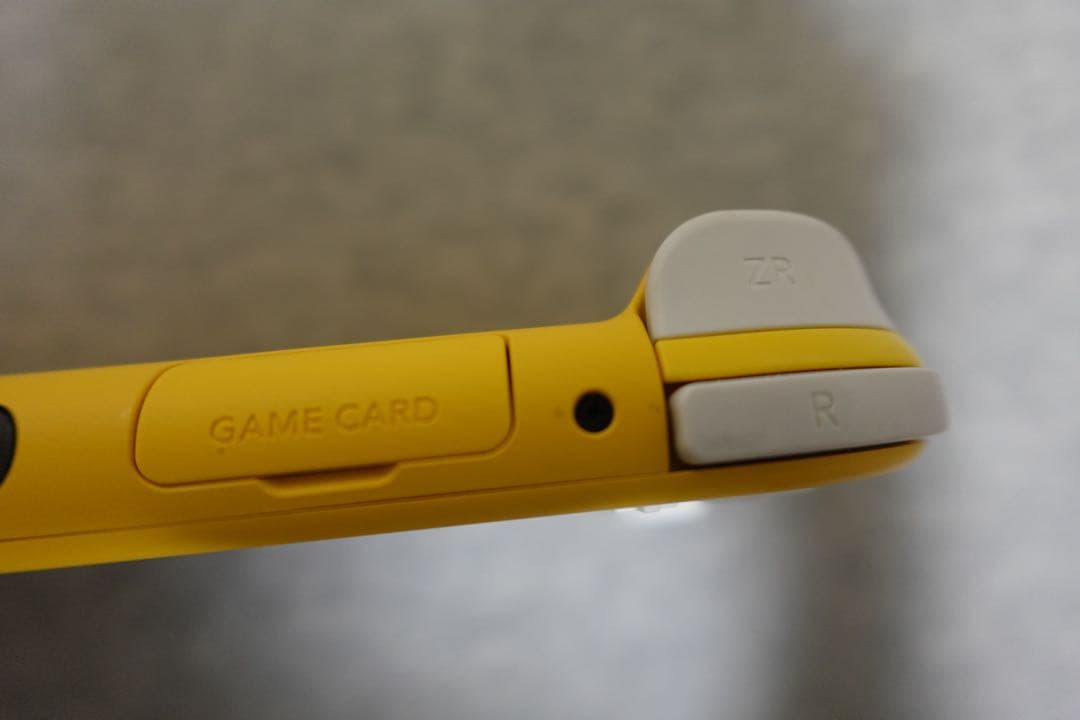 【本体のみ】Nintendo Switch Lite イエロー