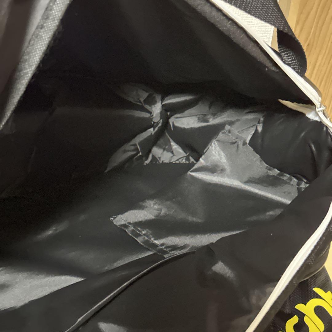 未使用級⭐️大容量⭐️ブラックナイト バドミントン　ラケットバッグ