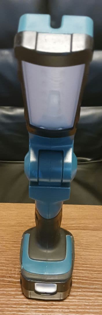 Makita-ML801ライトバッテリ付き