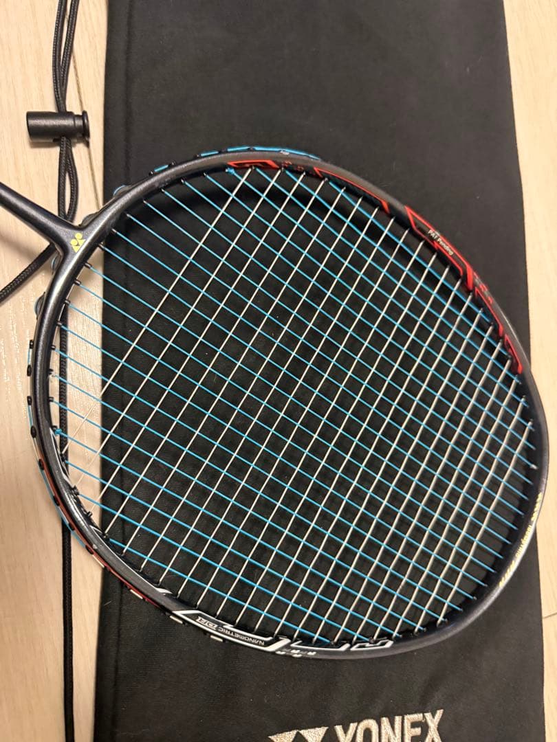 YONEX DUORA 7 バドミントンラケット ケース付き